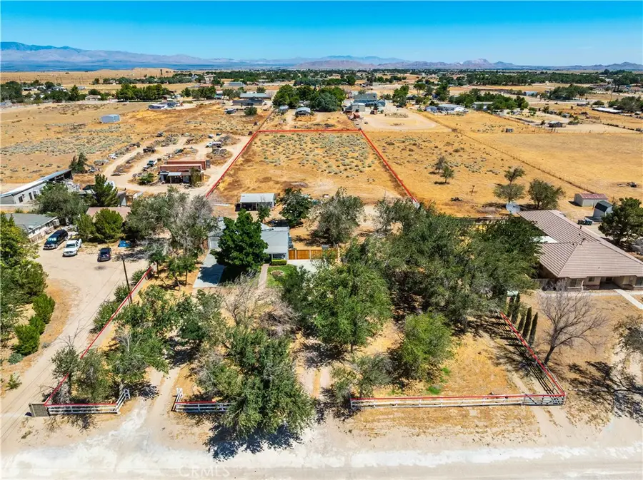 8663 W Avenue E8, Lancaster, CA 93536 - #2