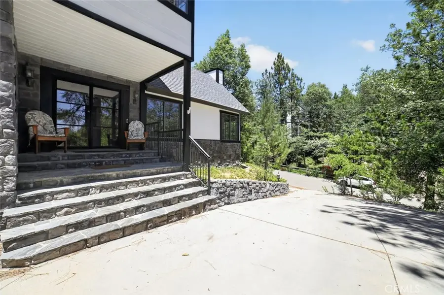 1198 Montreal Drive, Lake Arrowhead, CA 92352 - #3