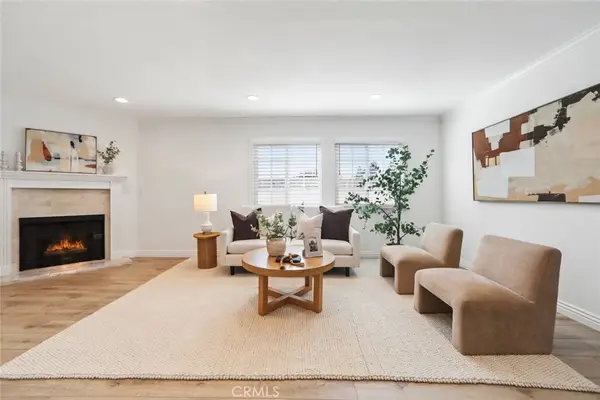 4189 Vineland #120, Studio City, CA 91602