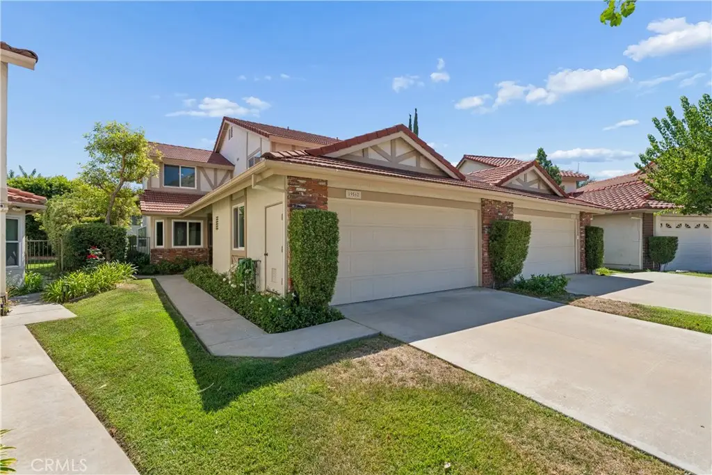 19562 Shadow Springs, Porter Ranch, CA 91326 - #1