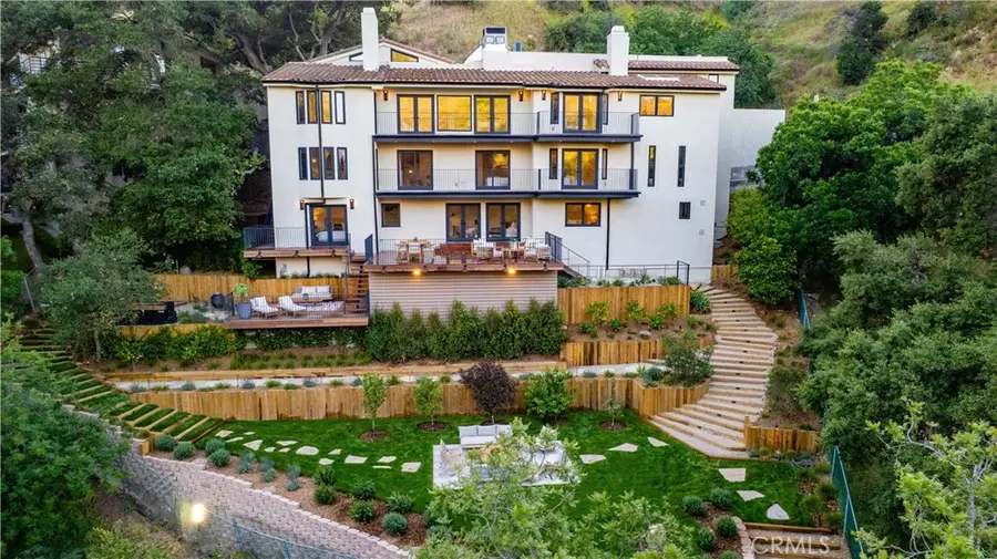 3636 Camino De La Cumbre, Sherman Oaks, CA 91423 - #2
