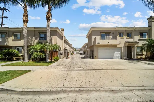 7132 Farralone #205, Canoga Park, CA 91303