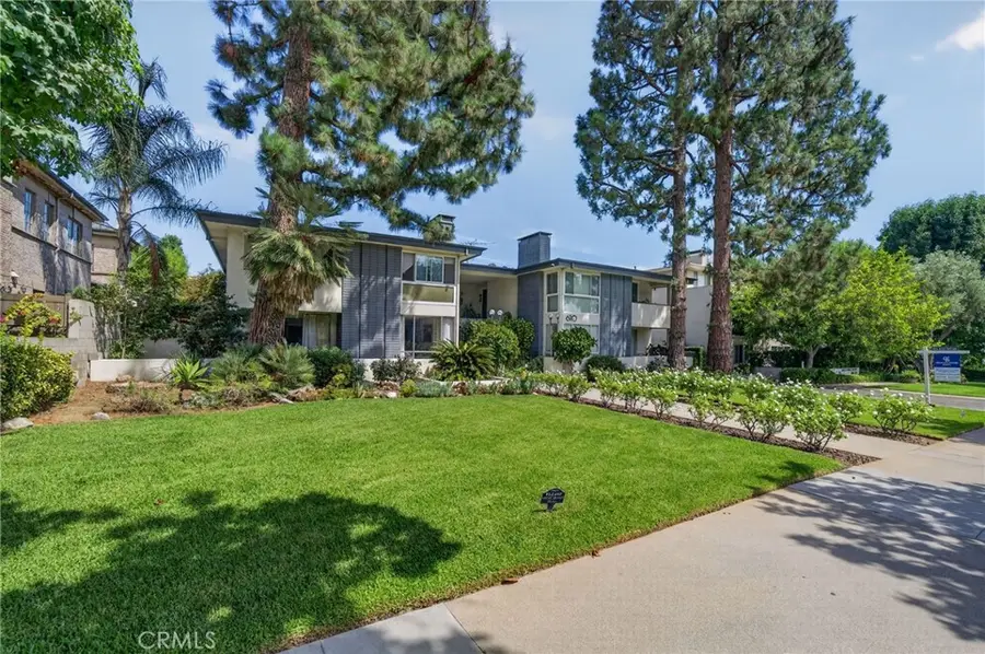 610 S Orange Grove Boulevard #5, Pasadena, CA 91105 - #2