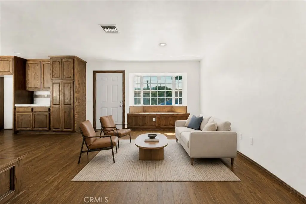 22319 Park Street, Newhall, CA 91321 - #1