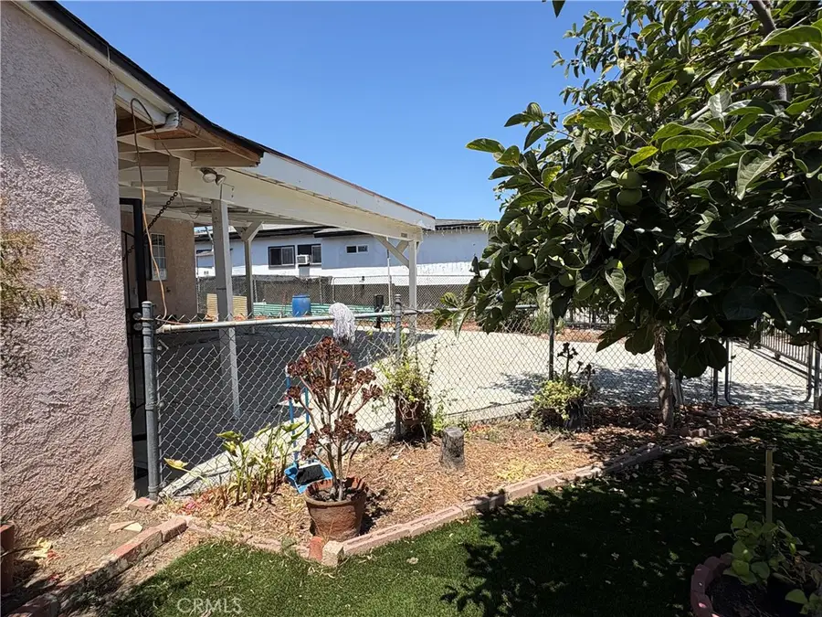 11241 De Haven Ave., Pacoima, CA 91331 - #3