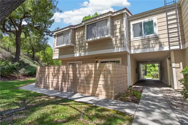 28164 Sloan Canyon #A, Castaic, CA 91384
