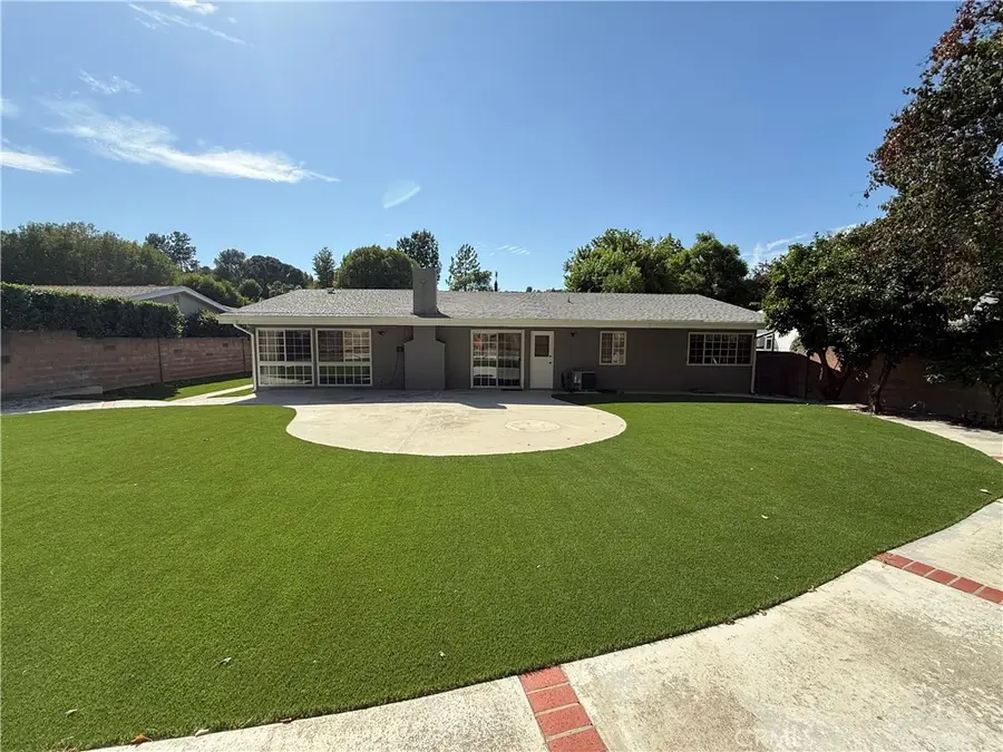 5840 Valerie, Woodland Hills, CA 91367 - #2