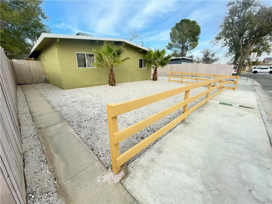 719 W Avenue H13, Lancaster, CA 93534 - #3