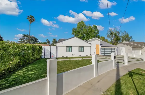 13633 Delano Street, Valley Glen, CA 91401