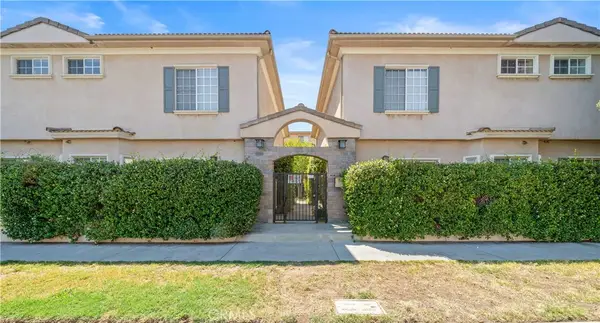 11808 Riverside Drive #3, Valley Village, CA 91607