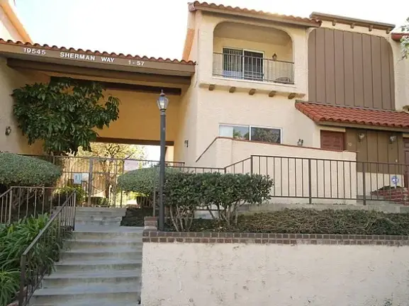 19545 Sherman #30, Los Angeles, CA 91335