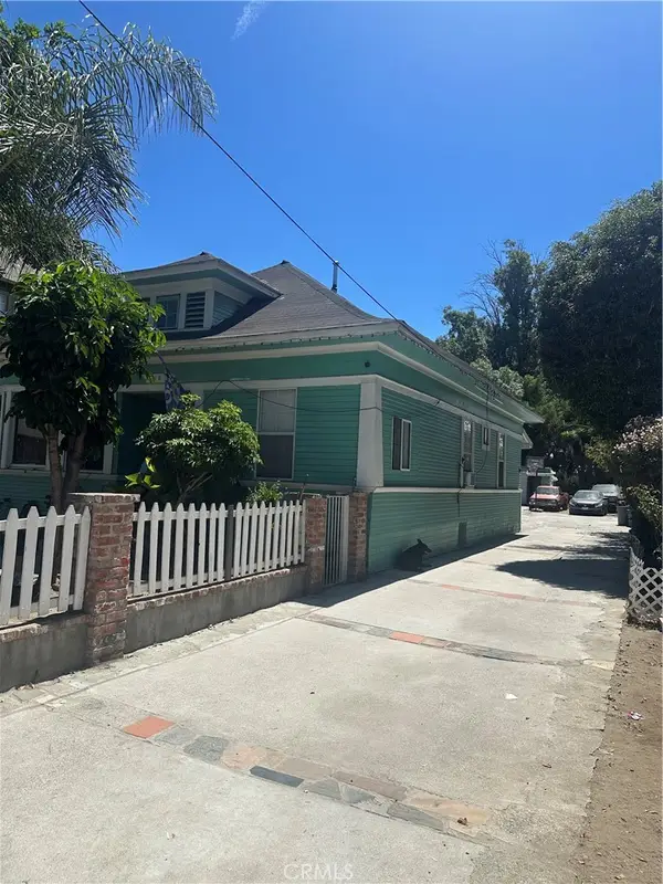 516 E 23rd, Los Angeles, CA 90011
