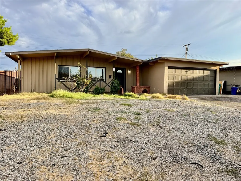 734 Woodgate, Lancaster, CA 93534 - #1