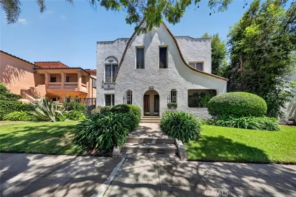 132 N La Peer Drive, Beverly Hills, CA 90211