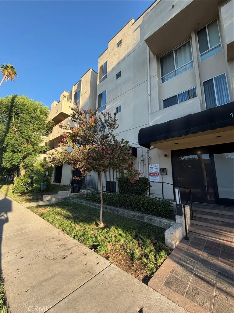 19350 Sherman Way #138, Reseda, CA 91335 - #2