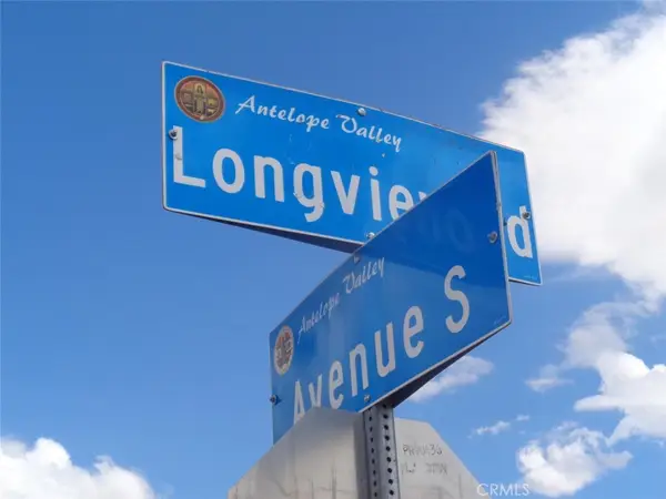 1 Avenue R12, Sun Village, CA 93543