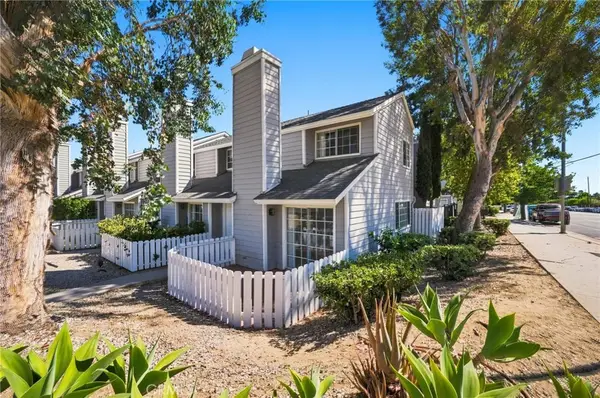 14380 Foothill Blvd #1, Los Angeles, CA 91342