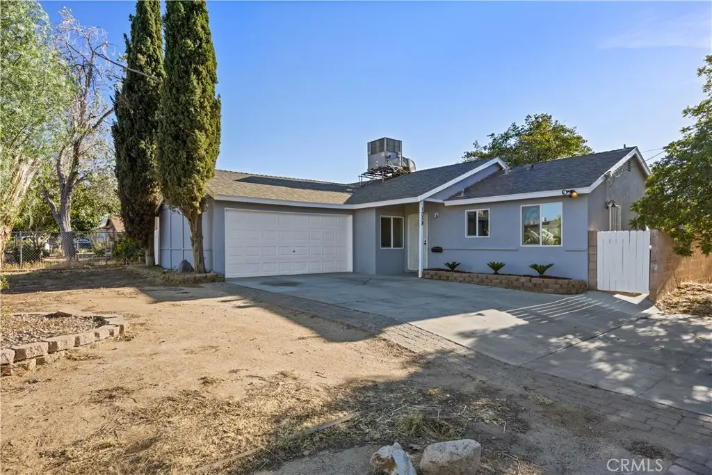 1058 E Avenue R2, Palmdale, CA 93550 - #1