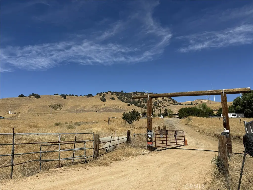 11647 Cameron Canyon Road, Tehachapi, CA 93501 - #1