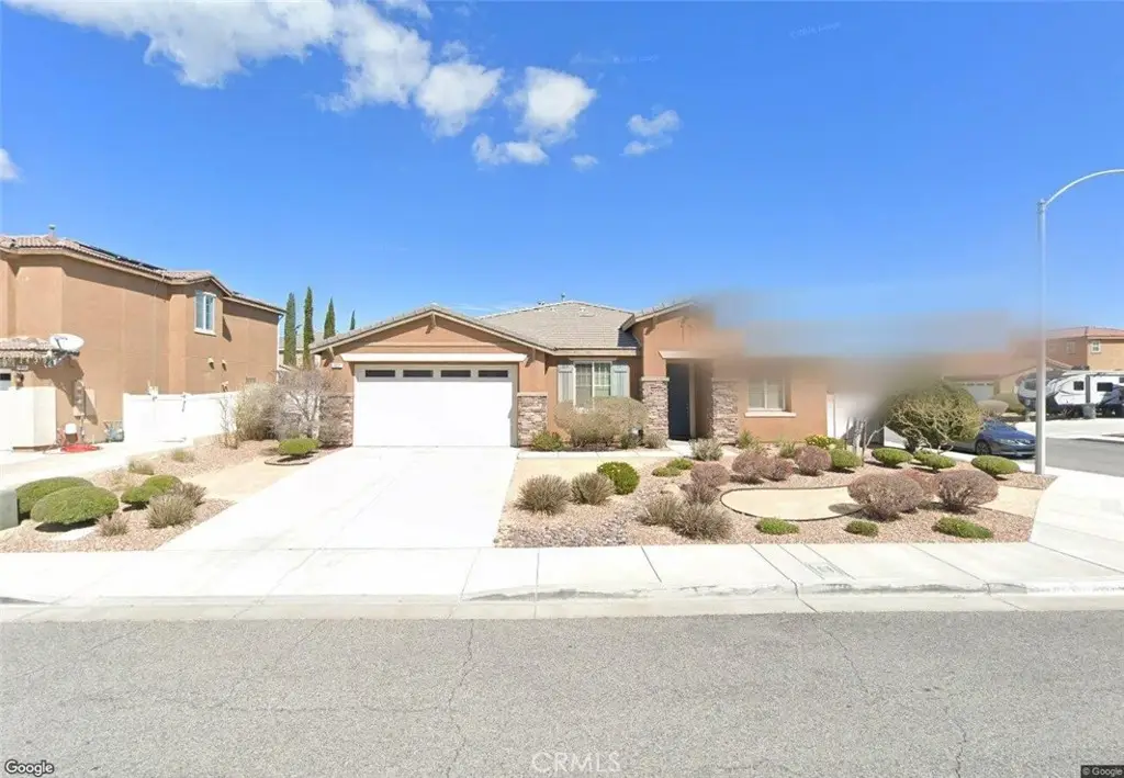 5821 Kingsbury, Palmdale, CA 93552 - #1