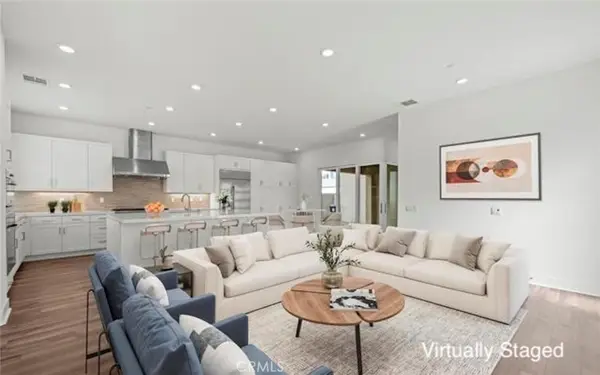 27503 Golden Currant Place, Valencia, CA 91381