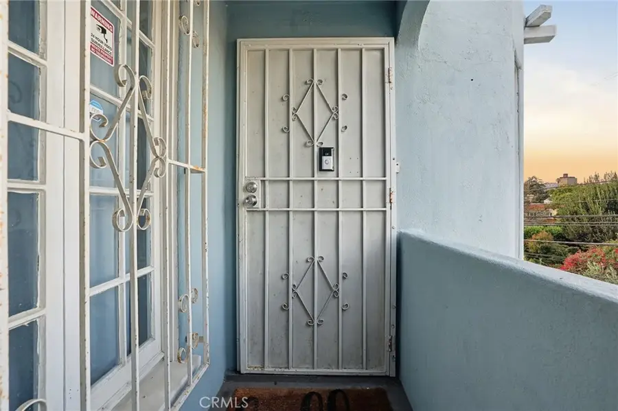 4916 W 12th, Los Angeles, CA 90019 - #3