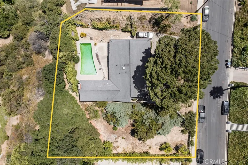 3800 Sapphire Drive, Encino, CA 91436 - #1