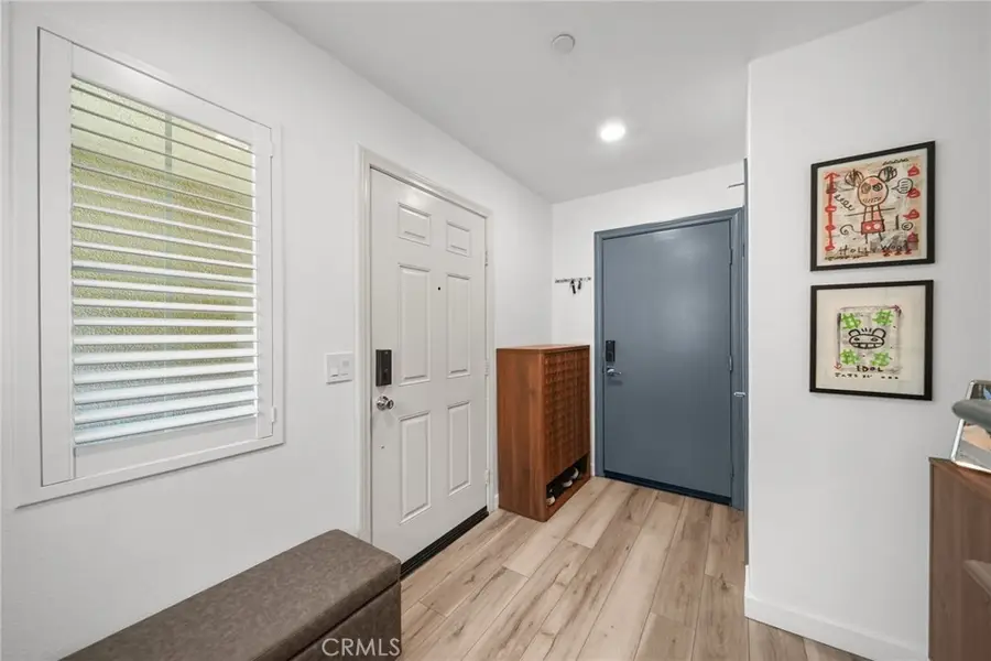 7239 N Cedar Rd, Van Nuys, CA 91405 - #3