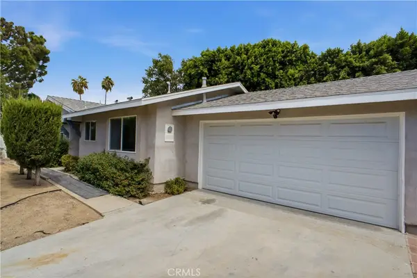 11340 Gladstone, Sylmar, CA 91342