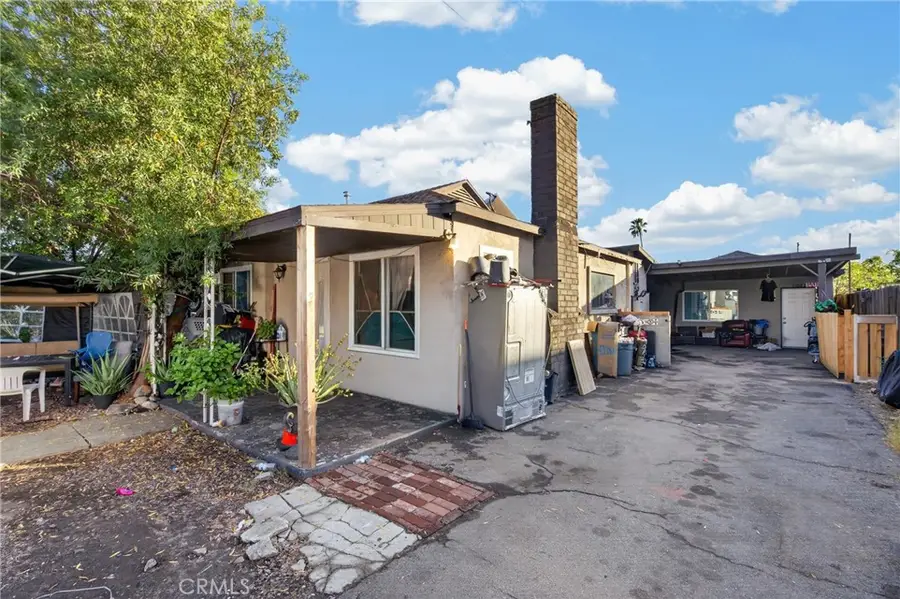 11081 De Garmo, Pacoima, CA 91331 - #3