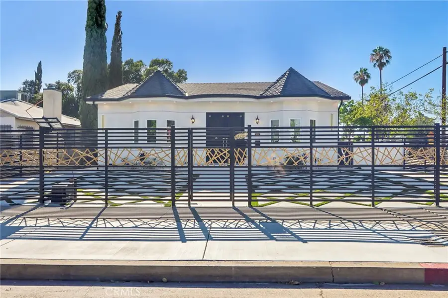 8149 Saint Clair Avenue, North Hollywood, CA 91605 - #2