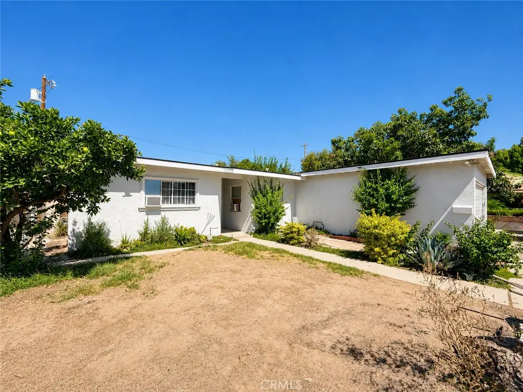 14937 Oswald, Sylmar, CA 91342 - #1