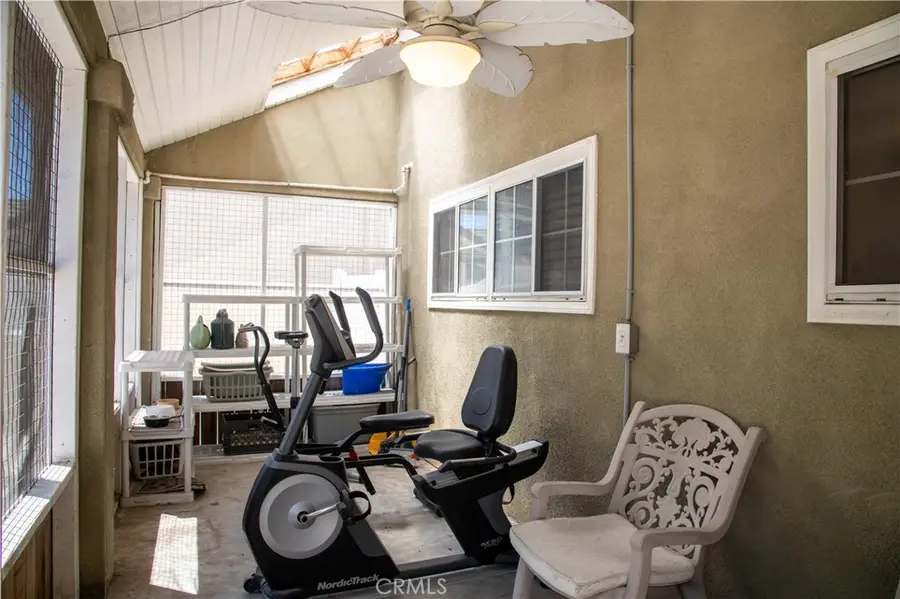 8621 Keokuk, Winnetka, CA 91306 - #3