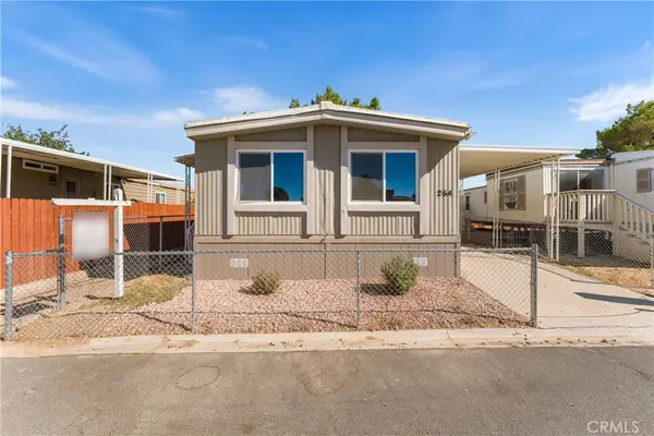 3300 15th W #254, Rosamond, CA 93560