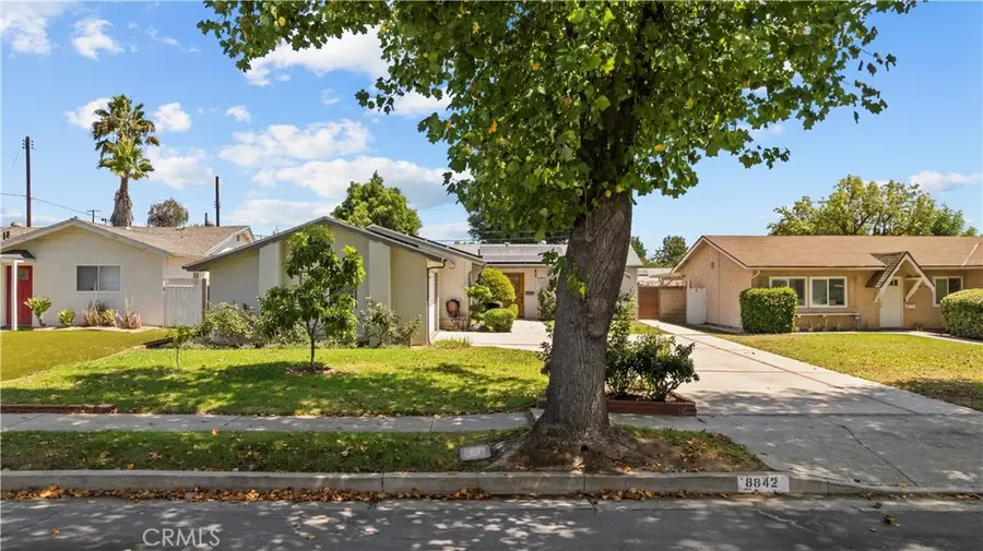 8842 Sophia, North Hills, CA 91343 - #3