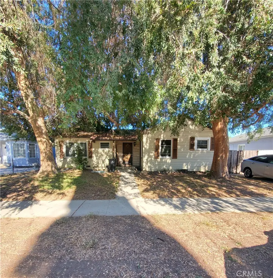 6850 Hesperia, Reseda, CA 91335 - #2