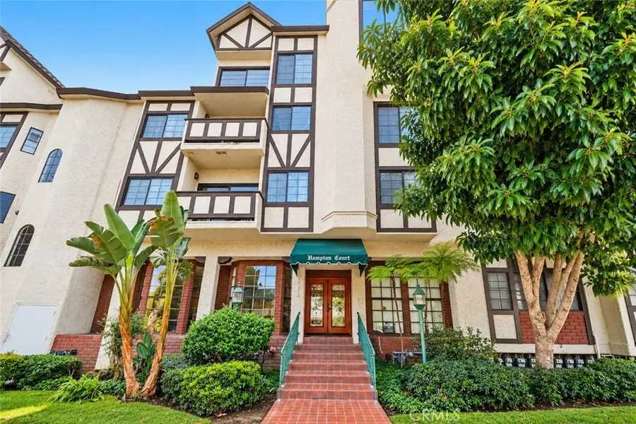 17914 Magnolia Boulevard #135, Encino, CA 91316 - #2