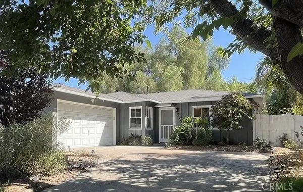 2570 E Brower, Simi Valley, CA 93065