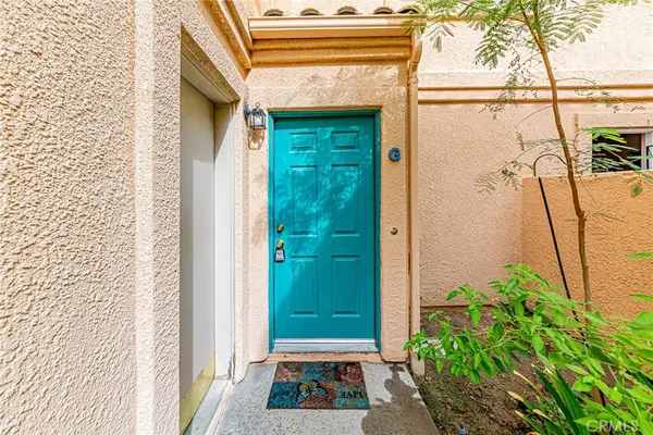 18862 Vista Del Canon #G, Newhall, CA 91321