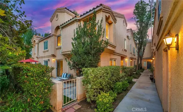25112 Steinbeck Avenue #D, Stevenson Ranch, CA 91381