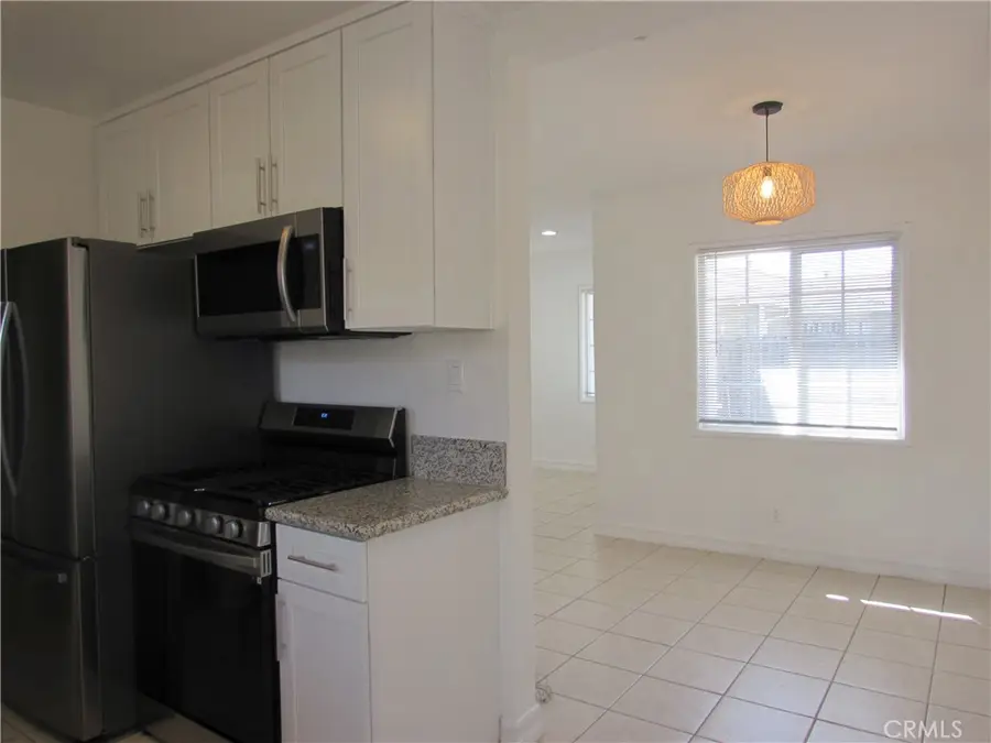 10116 Owensmouth, Chatsworth, CA 91311 - #3