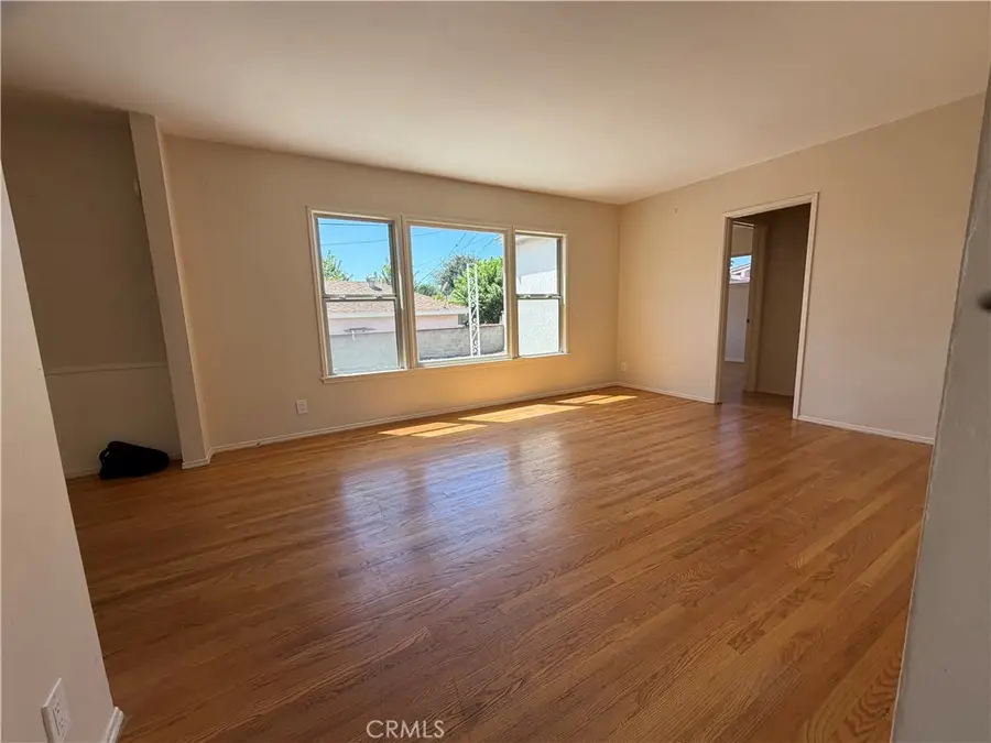9065 Canterbury Avenue, Arleta, CA 91331 - #3