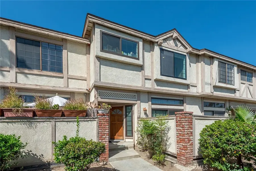 7100 Balboa Boulevard #807, Van Nuys, CA 91406 - #2