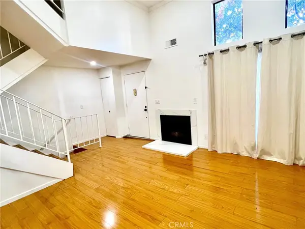 9131 Burnet Ave #23, North Hills, CA 91343