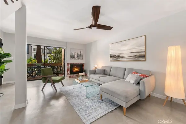 15207 Magnolia Boulevard #119, Sherman Oaks, CA 91403