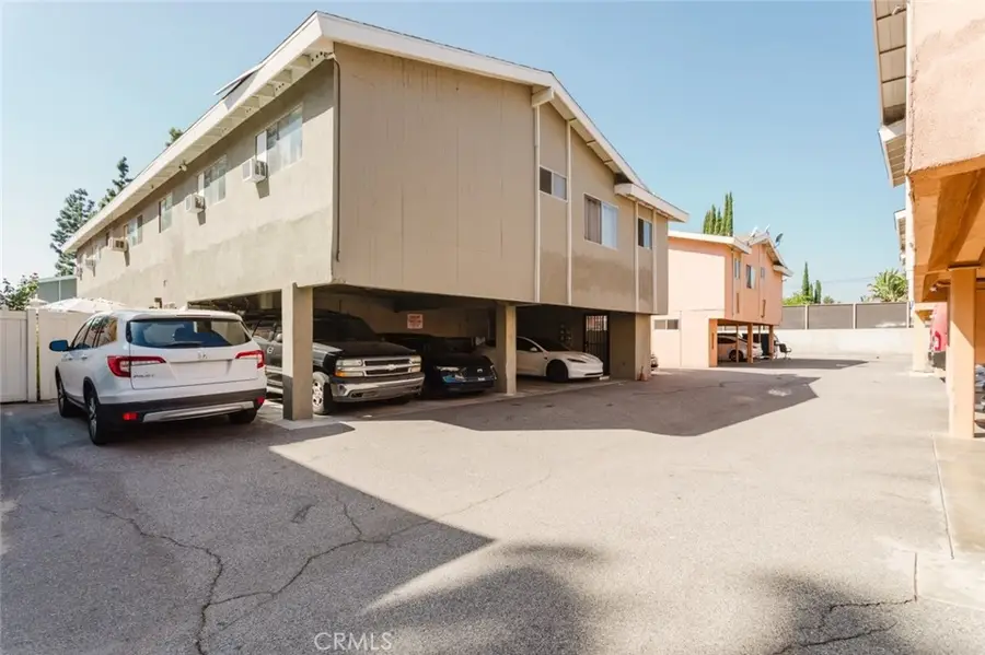 10035 Sepulveda Boulevard, San Fernando, CA 91345 - #3