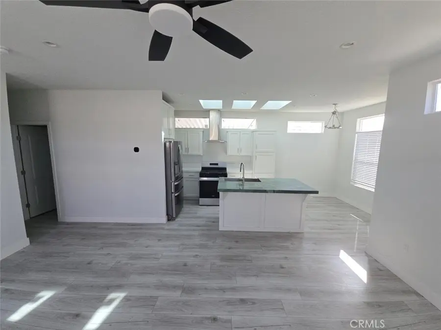1 Heather, Northridge, CA 91324 - #2