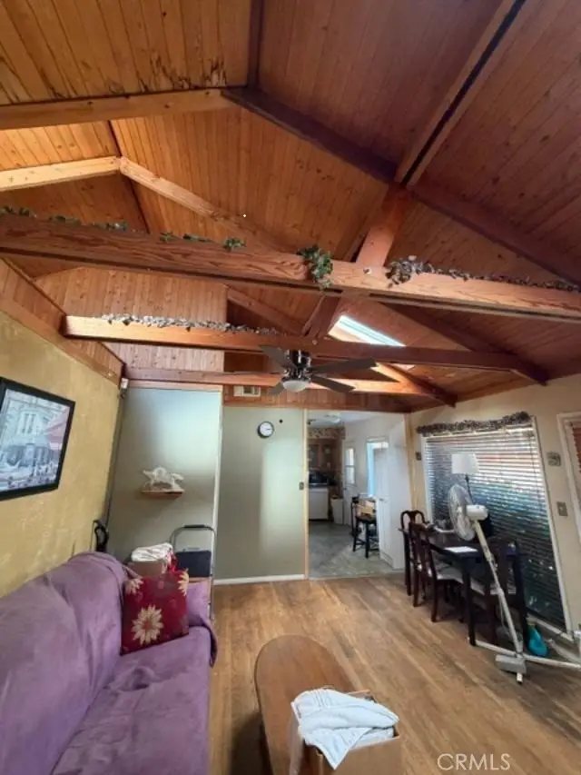 7300 Oak Park, Lake Balboa, CA 91406 - #3