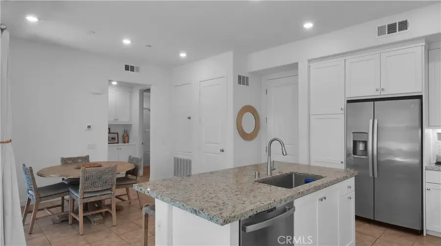 27410 Merlin, Valencia, CA 91381 - #3