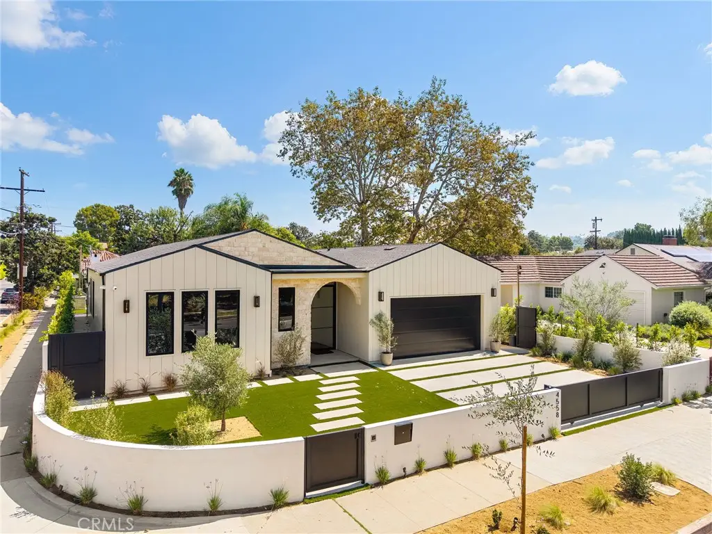 4558 Allott Avenue, Sherman Oaks, CA 91423 - #1